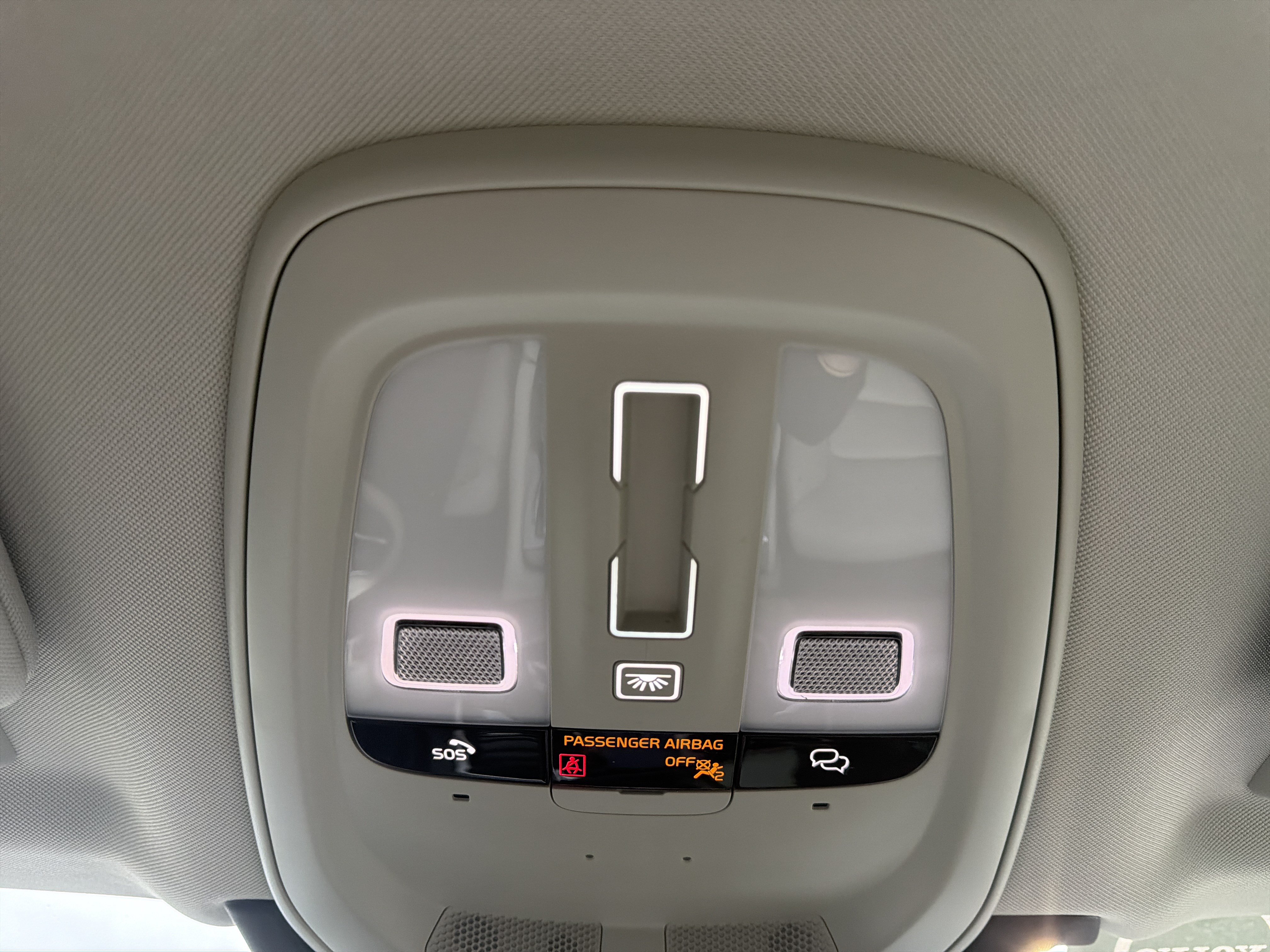 Certified 2024 Volvo XC90 B5 Plus w/ Protection Package Premier AWD/4WD image 29
