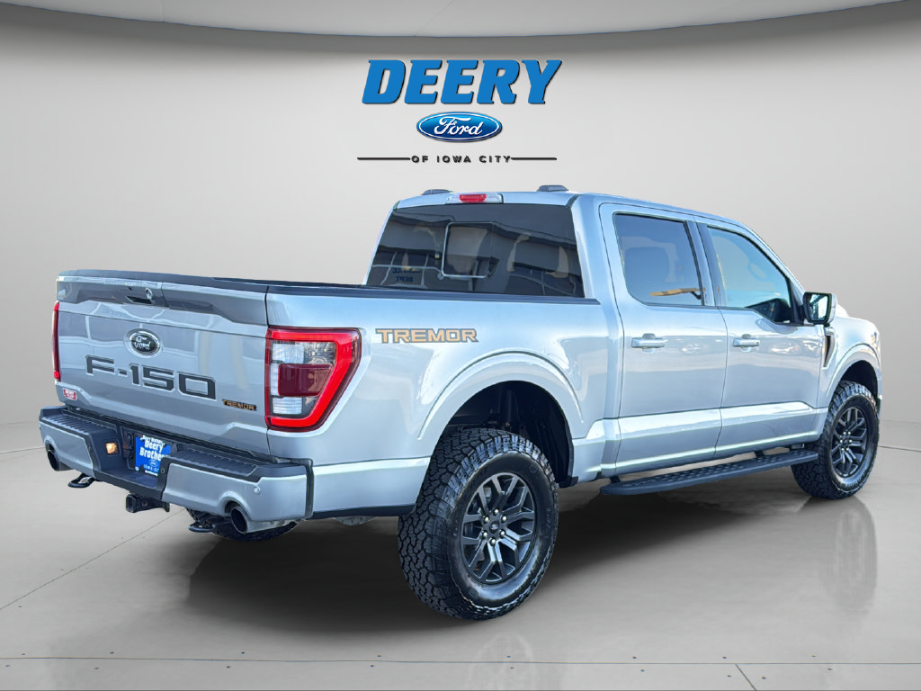 Used 2016 Ford F150 XLT w/ Equipment Group 302A Luxury AWD/4WD image 13