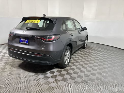 Used 2025 Honda HR-V LX image 8