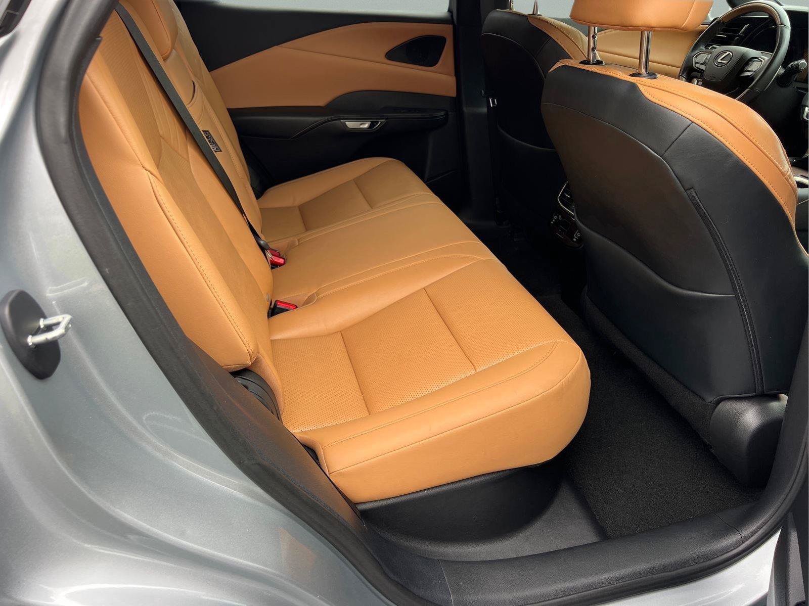 Used 2024 Lexus RX 350 Premium Plus w/ Convenience Package AWD/4WD image 13