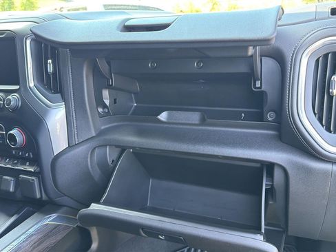 Used 2022 Chevrolet Silverado 3500 LTZ w/ LTZ Premium Package AWD/4WD image 33