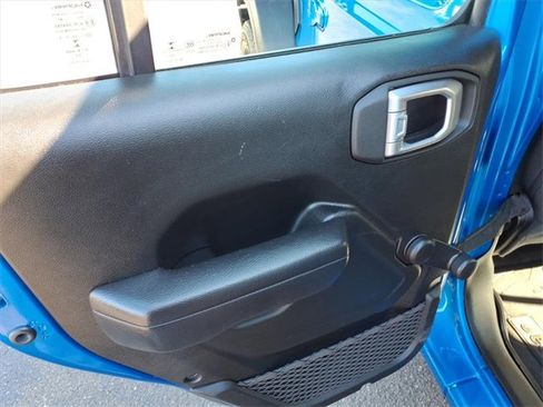 Certified 2022 Jeep Wrangler Unlimited Sport image 11