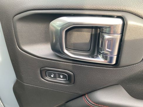 New 2025 Jeep Gladiator Rubicon AWD/4WD image 14