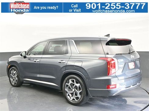 Used 2022 Hyundai Palisade Calligraphy image 3