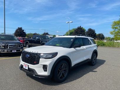 New 2026 Ford Explorer ST w/ Sun And Sound Package