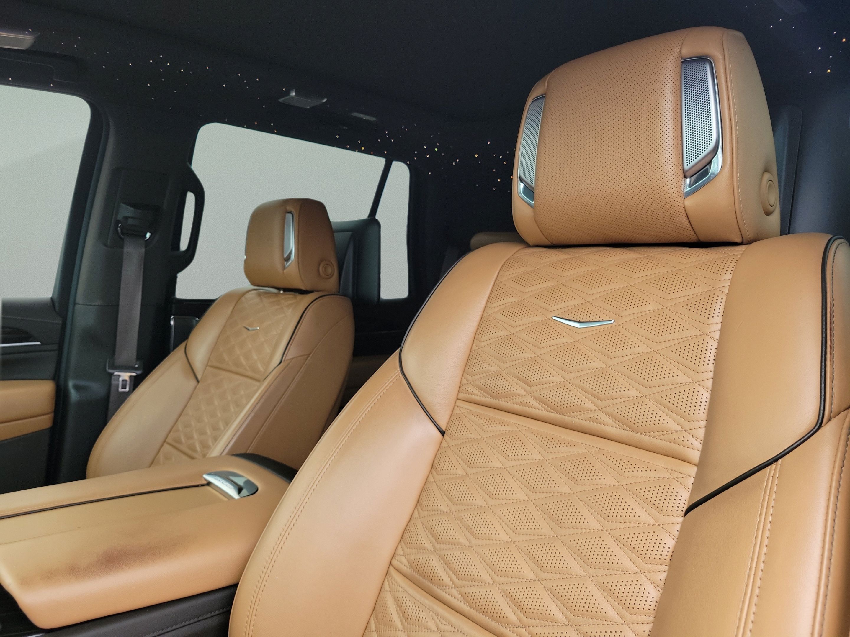 Used 2021 Cadillac Escalade Premium Luxury w/ Driver Assist Tech Package AWD/4WD image 26
