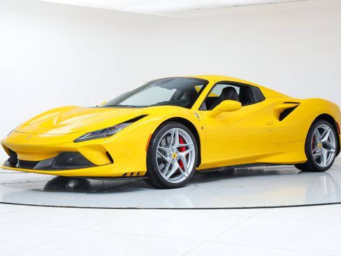 Certified 2022 Ferrari F8 Tributo image 7