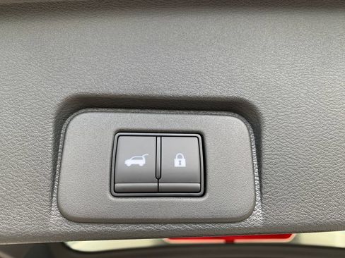 Used 2026 Nissan Rogue Platinum w/ Platinum Premium Package AWD/4WD image 8