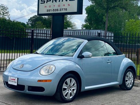Used 2010 Volkswagen Beetle Convertible FWD image 10