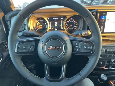 New 2026 Jeep Gladiator Sport image 25