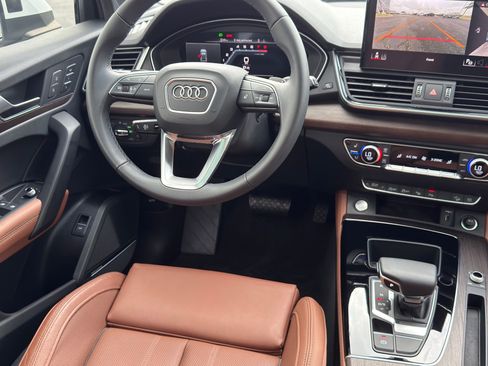 Used 2023 Audi Q5 2.0T Prestige w/ Prestige Package AWD/4WD image 24