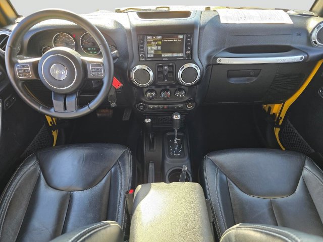Used 2015 Jeep Wrangler Unlimited Sahara w/ Max Tow Package AWD/4WD image 17