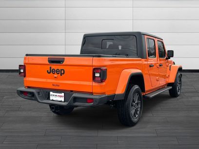 Used 2025 Jeep Gladiator Sport