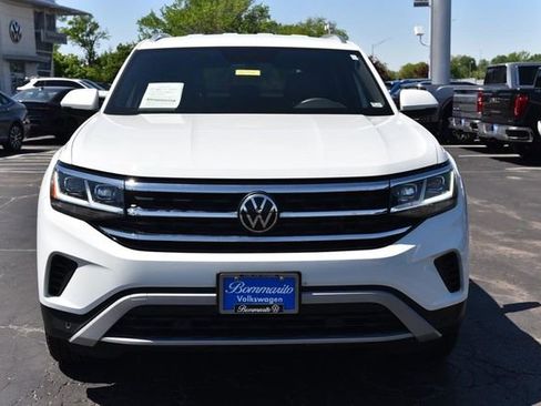 Certified 2023 Volkswagen Atlas Cross Sport SE image 4