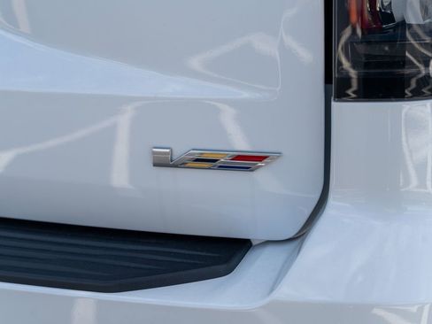 Used 2023 Cadillac Escalade V AWD/4WD image 14
