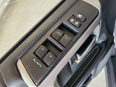 Used 2023 Toyota 4Runner TRD Sport AWD/4WD image 32