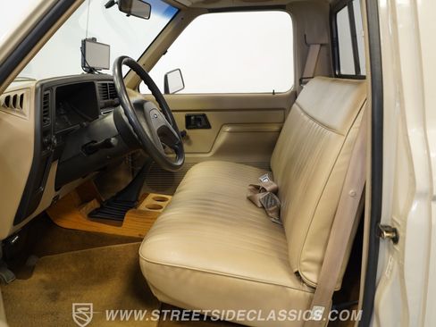 Used 1990 Ford Ranger 2WD Regular Cab image 3