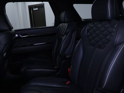 Used 2022 Hyundai Palisade Calligraphy image 16