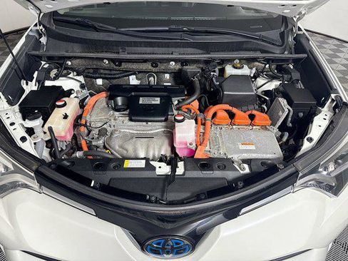 Used 2016 Toyota RAV4 Limited image 29