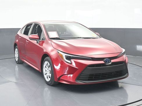 Used 2023 Toyota Corolla Hybrid Sedan image 9