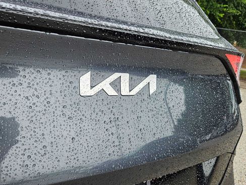Certified 2025 Kia Sportage SX FWD image 11