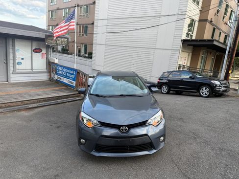 Used 2014 Toyota Corolla LE w/ Protection Package FWD image 8