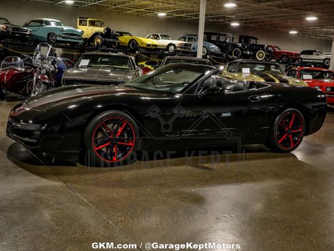 Used 2002 Chevrolet Corvette Convertible w/ Preferred Equipment Group2 image 30