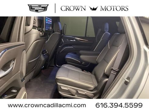 Certified 2024 Cadillac Escalade Premium Luxury AWD/4WD image 22
