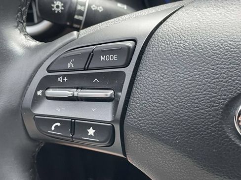 Certified 2022 Hyundai Kona SEL w/ Convenience Package FWD image 24