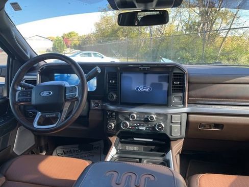 Certified 2025 Ford F250 King Ranch w/ Chrome Package image 11