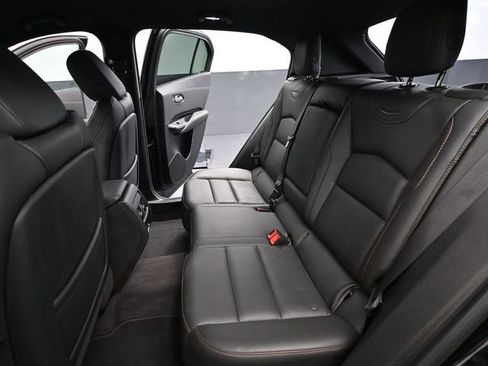 Used 2023 Cadillac XT4 Sport image 39