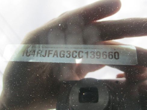 Used 2012 Jeep Grand Cherokee Laredo image 15