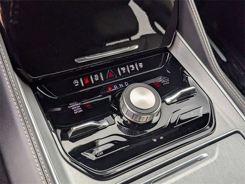 New 2025 Jeep Wagoneer Series II image 24