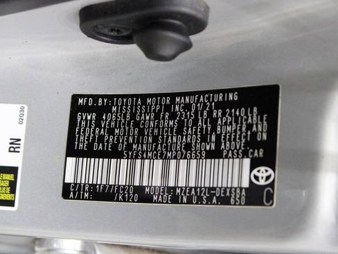 Used 2021 Toyota Corolla SE image 18