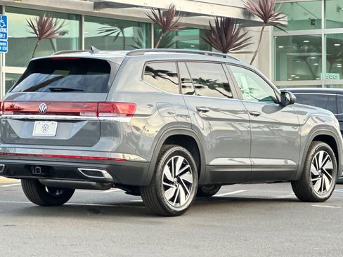 New 2026 Volkswagen Atlas SE FWD image 5