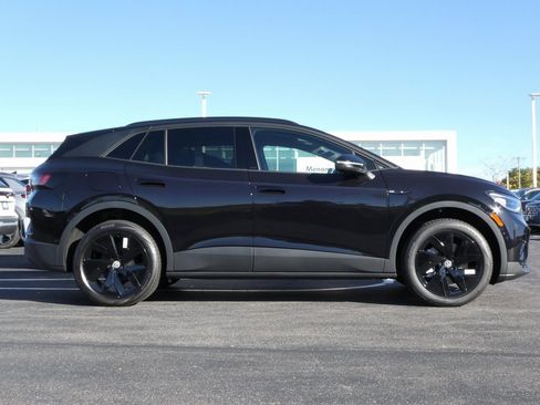 New 2025 Volkswagen ID.4 Pro S image 2