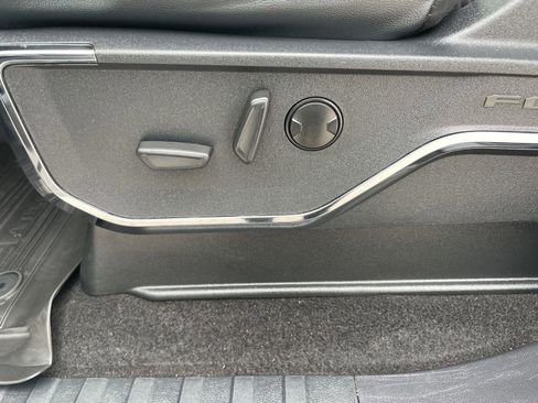 Used 2024 Ford F150 Lariat w/ FX4 Off-Road Package image 15