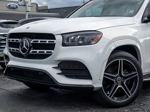 Used 2023 Mercedes-Benz GLS 450 4MATIC image 3