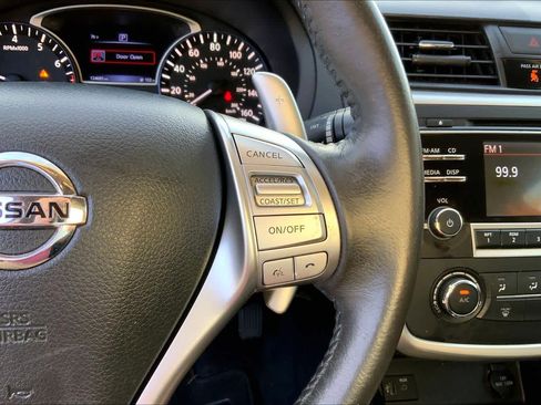 Used 2017 Nissan Altima 2.5 SR w/ Midnight Edition Package image 25