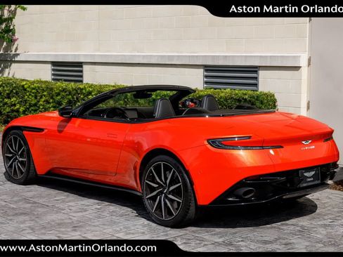 Used 2020 Aston Martin DB11 Volante RWD image 40