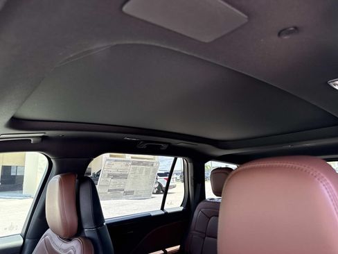 New 2026 Lincoln Aviator Reserve AWD/4WD image 33
