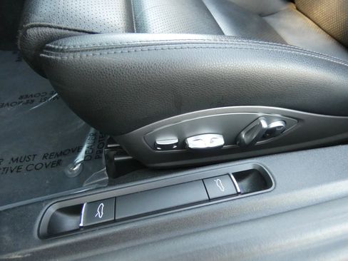 Used 2017 Porsche 718 Boxster S image 40