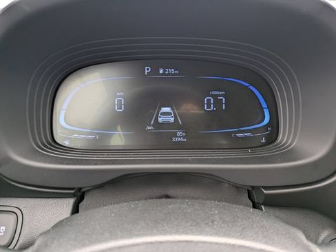 Used 2026 Hyundai Venue SEL FWD image 25
