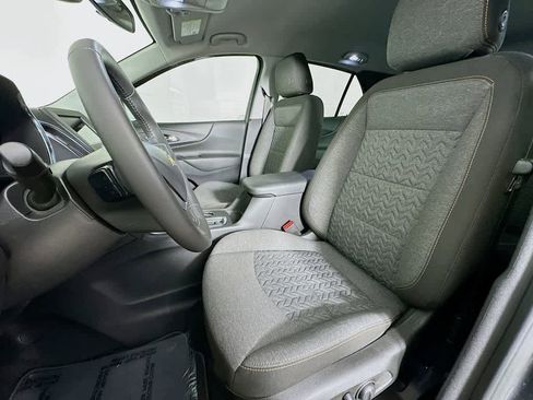Used 2022 Chevrolet Equinox LT image 12