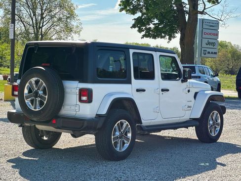 Used 2023 Jeep Wrangler Unlimited Sahara w/ Cold Weather Group AWD/4WD image 7