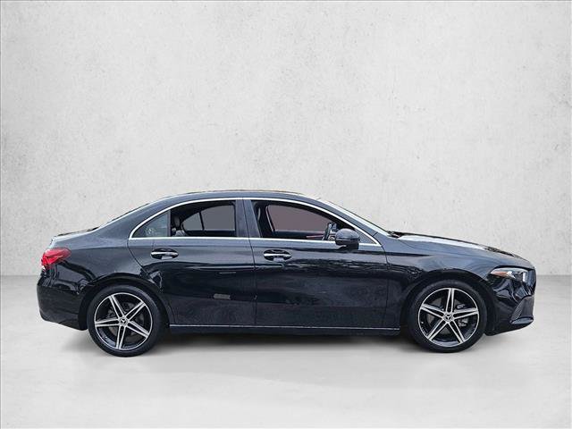 Used 2022 Mercedes-Benz A 220 image 4