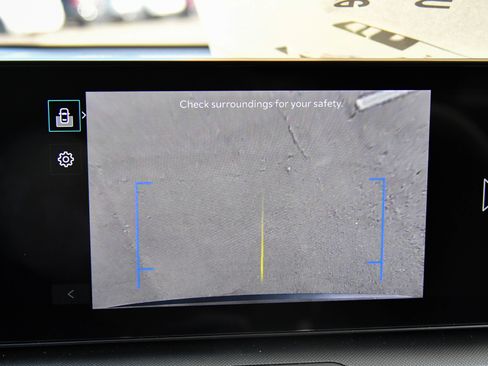 Used 2025 Kia K4 LXS image 18