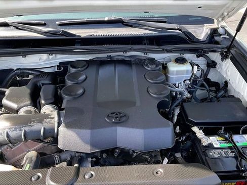 Used 2011 Toyota 4Runner SR5 w/ Convenience Pkg RWD image 32