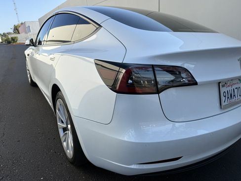 Used 2022 Tesla Model 3 Standard Range Plus RWD image 10