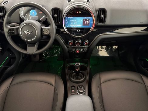 Used 2023 MINI Cooper Countryman image 3